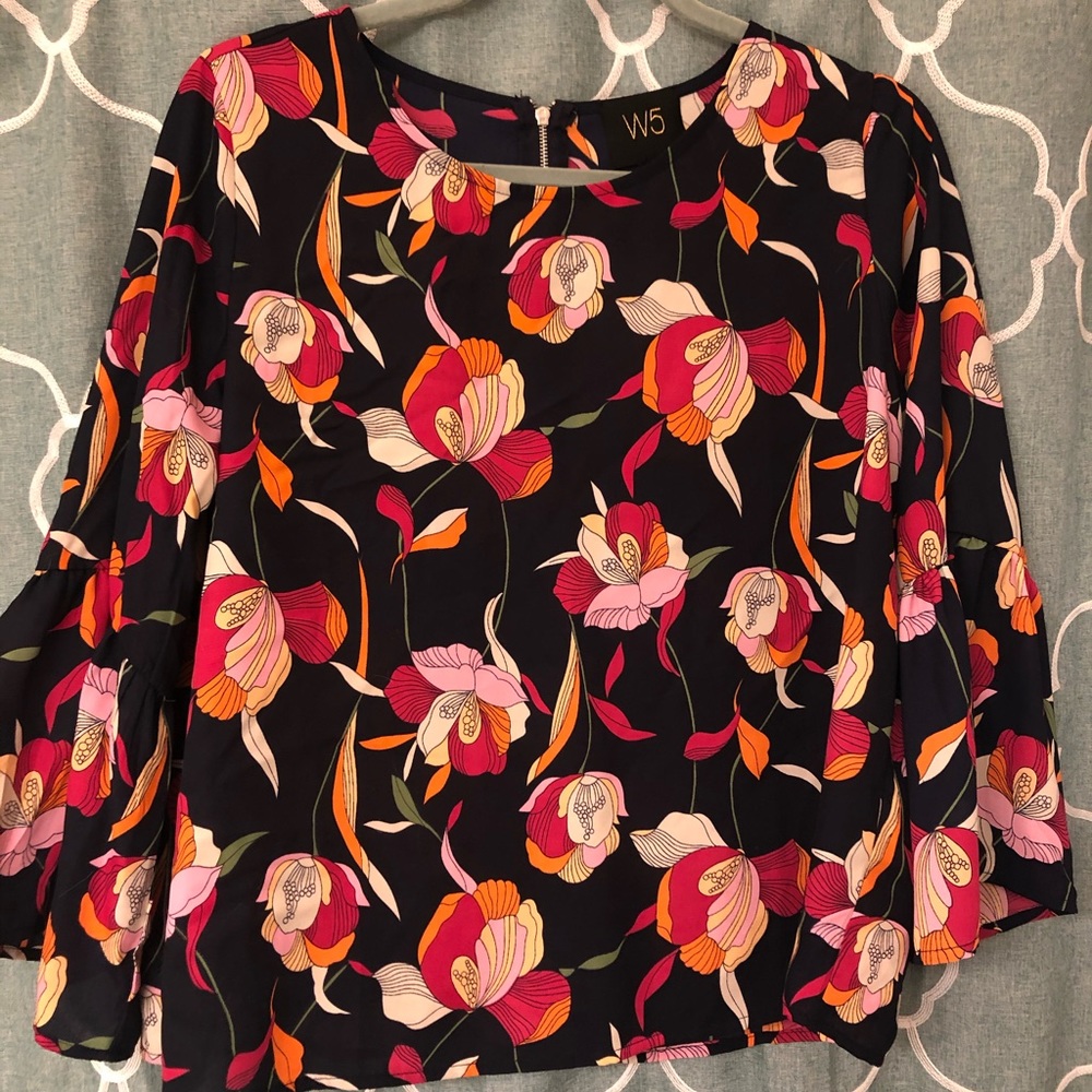 W5 floral shirt with zipper on back
